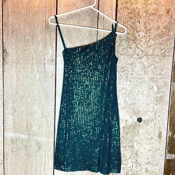 NWT Green sparkly sequin cocktail dress small - Picture 1 of 6